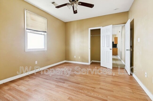 Building Photo - 2522 N Tonti St