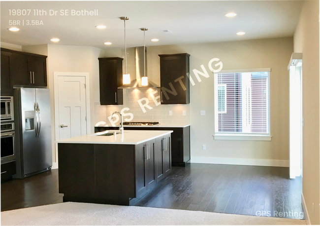 Building Photo - 19807 11th Dr SE