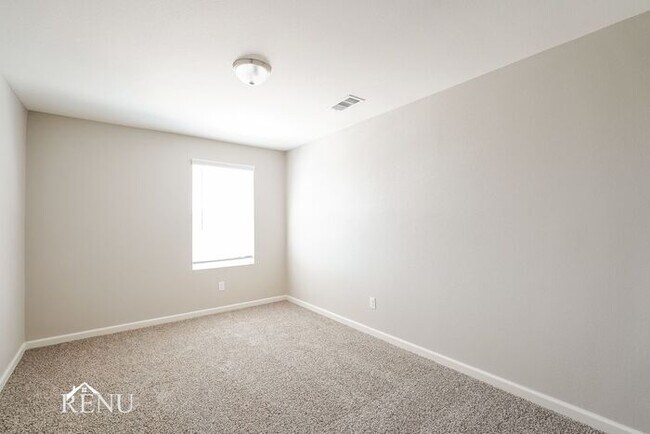 Building Photo - 13309 Wysong Dr