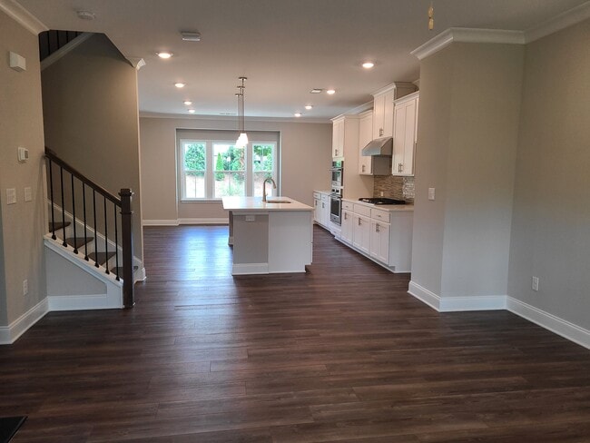 Building Photo - 4560 Mikajack Dr SE