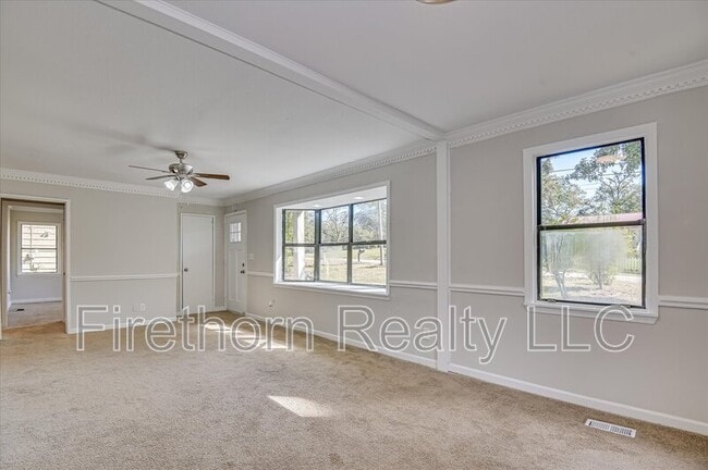 Building Photo - 2349 Henry Cir