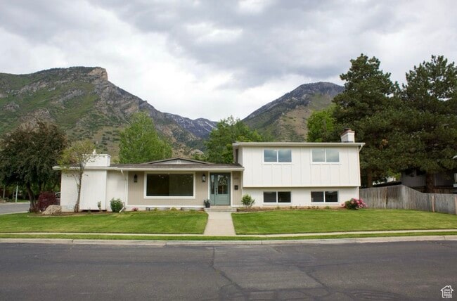 Building Photo - 685 Idaho Ave