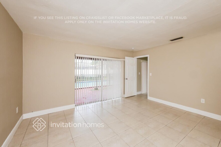 Building Photo - 8469 Windsor Dr