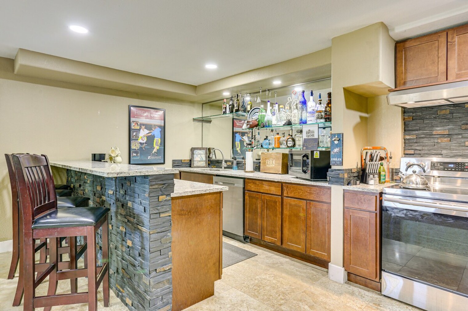 Building Photo - 9492 Sand Hill Pl