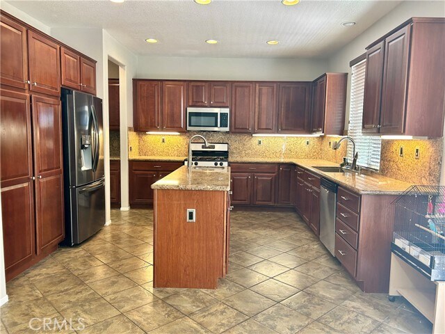Building Photo - 3089 Lilac Cir