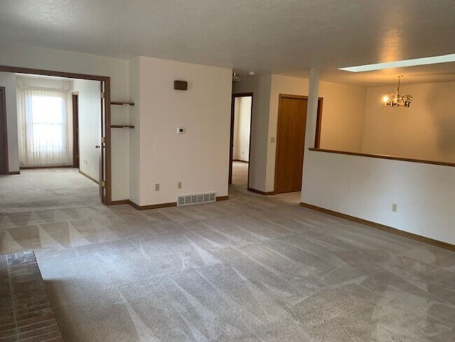Building Photo - 1025 49th Ave Ct