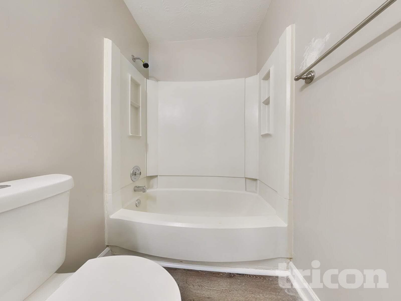 Building Photo - 868 Ashwood Crossing