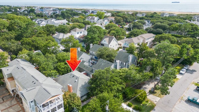 Building Photo - North End