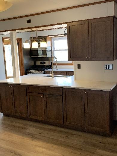 Building Photo - lakefront for rent