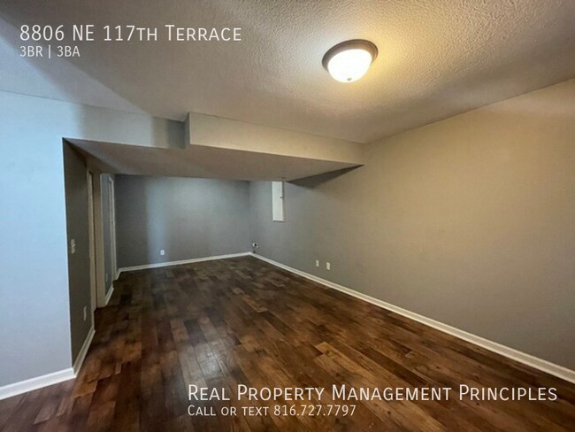 Building Photo - 8806 NE 117th Terrace