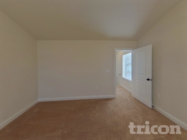 Building Photo - 7114 Jerimoth Dr