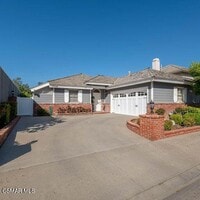 Building Photo - 32146 Oakshore Dr