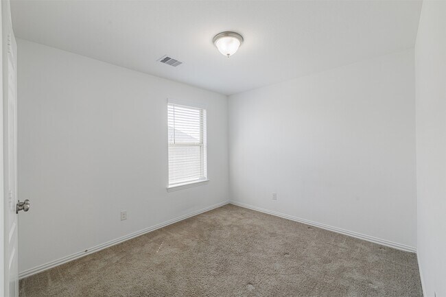 Building Photo - 31319 Horseshoe Meadow Bend Ln