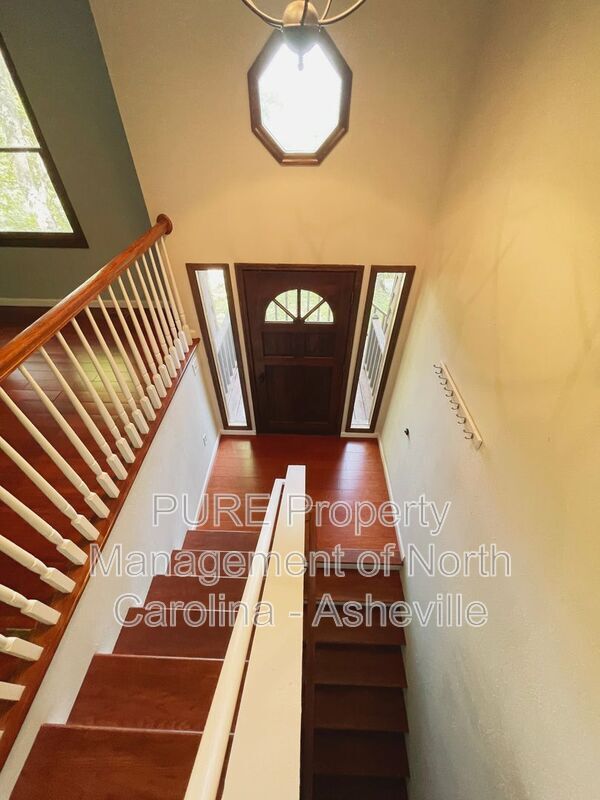 Building Photo - 101 Hanlon Mountain Rd