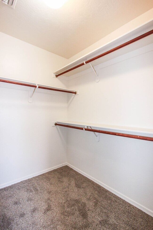 Building Photo - 3200 N Greg Dr