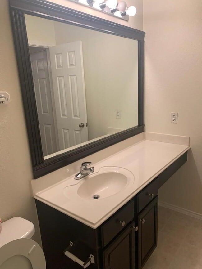 Building Photo - 7910 Raven Creek Ln