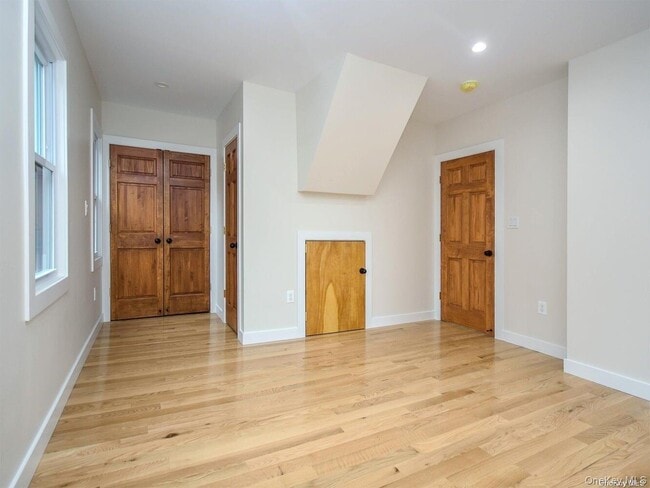 Building Photo - 4 S 8th St