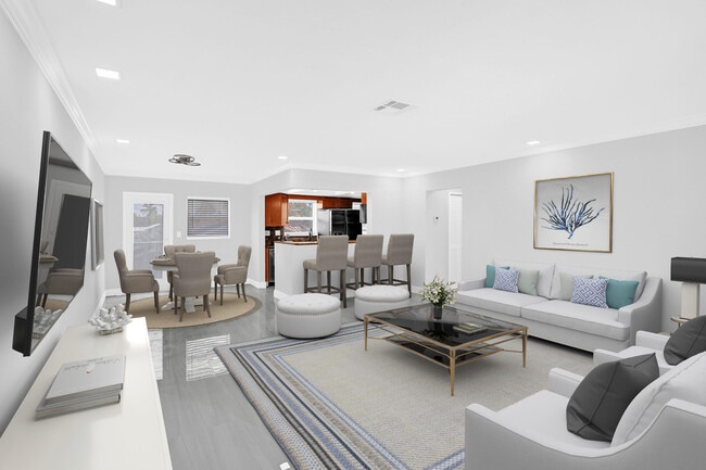 Primary Photo - 2755 NE 28th Ave