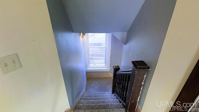 Building Photo - 1530 Fitch Ave