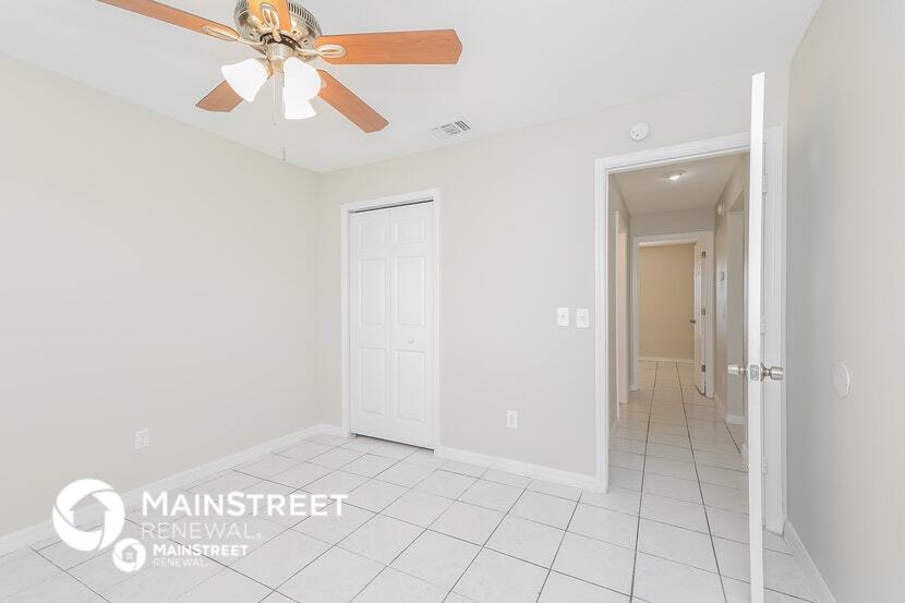 Building Photo - 807 Savona Pl