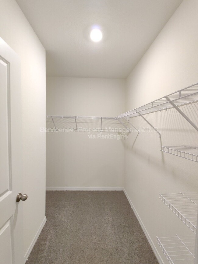 Building Photo - 32618 Canyonlands Dr