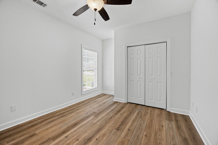 Building Photo - 32 Weatherby Cir