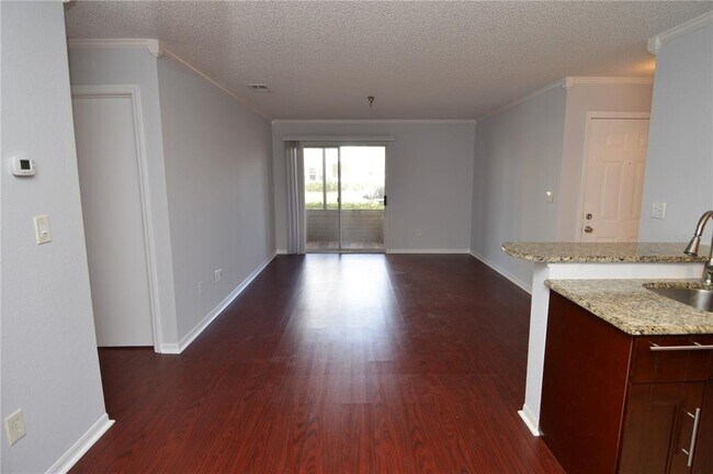 Building Photo - 10265 Gandy Blvd N