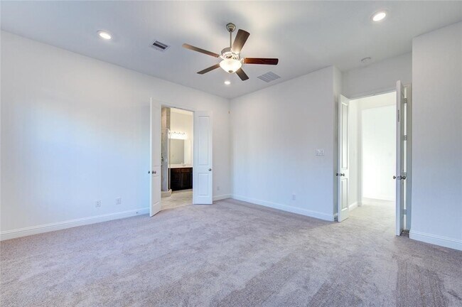 Building Photo - 1415 Adell Rose Ln