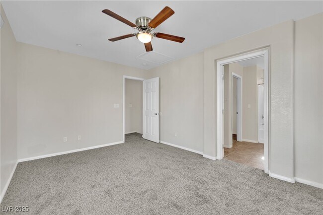 Building Photo - 4753 N Priory Gardens St