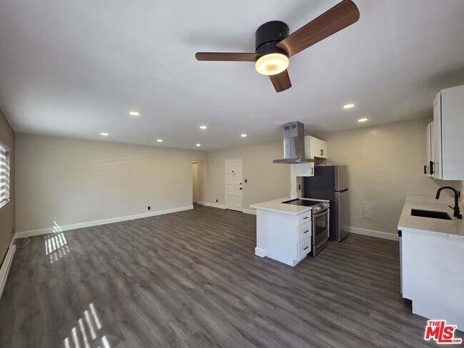 Building Photo - 2228 20th St