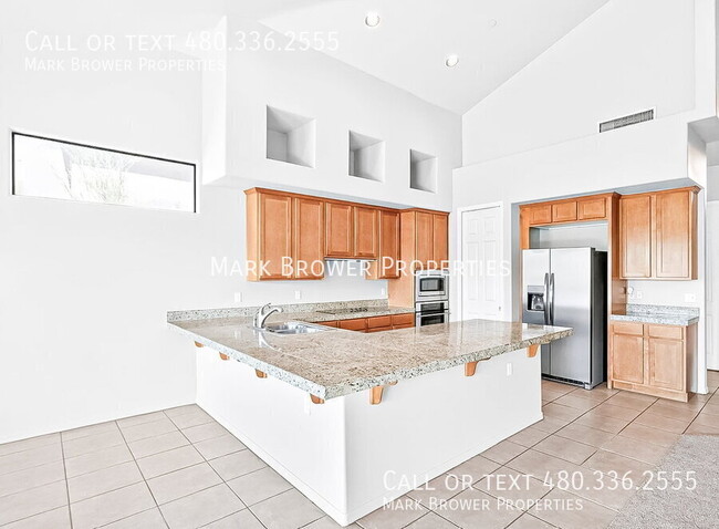 Building Photo - 16315 E Links Dr