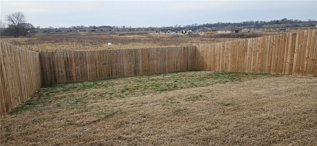 Building Photo - 523 NW 68th Ave