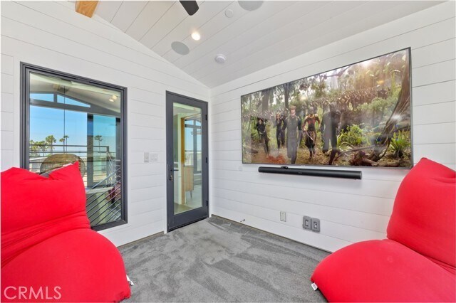 Building Photo - 502 E Balboa Blvd