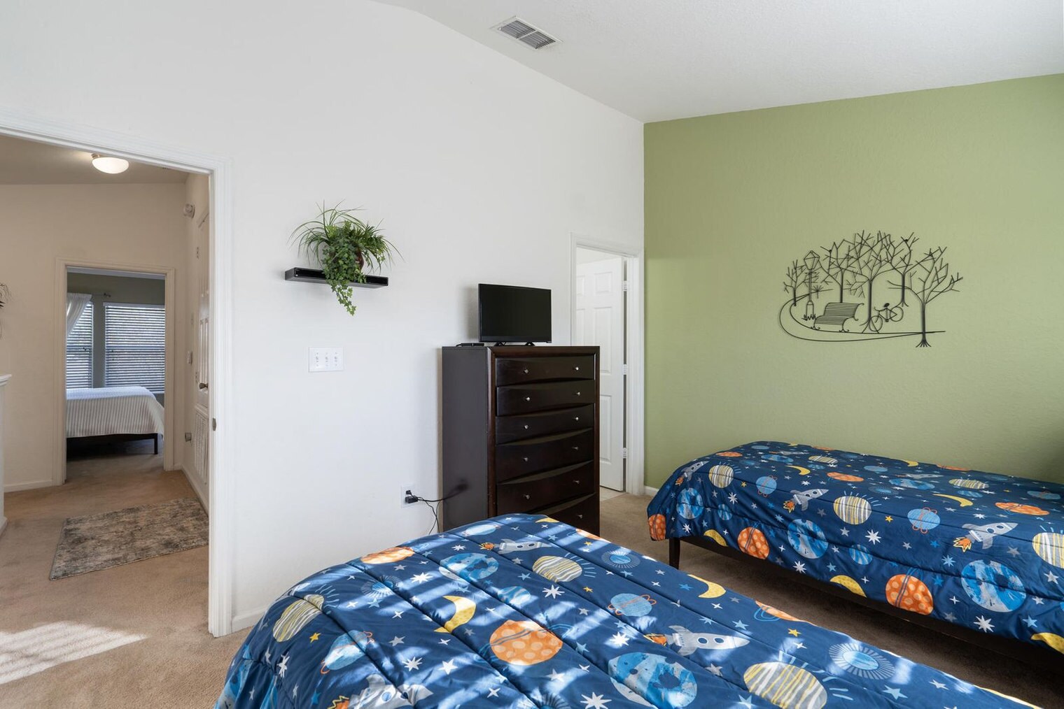 Building Photo - 2563 Maneshaw Ln
