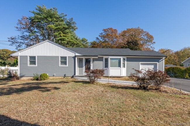 Building Photo - 831 Sycamore Ave