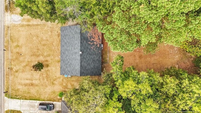 Building Photo - 4914 Walnut Dr