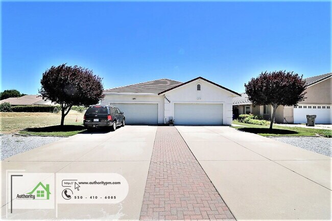 Building Photo - 22375 Rio Alto Dr