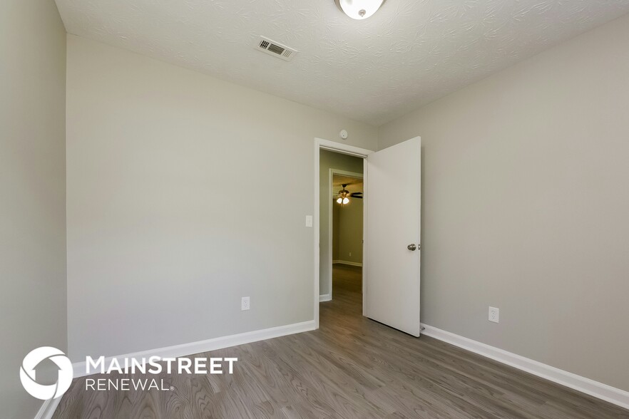 Building Photo - 9581 Briar Creek Ct