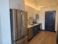 Building Photo - 151 St Paul St