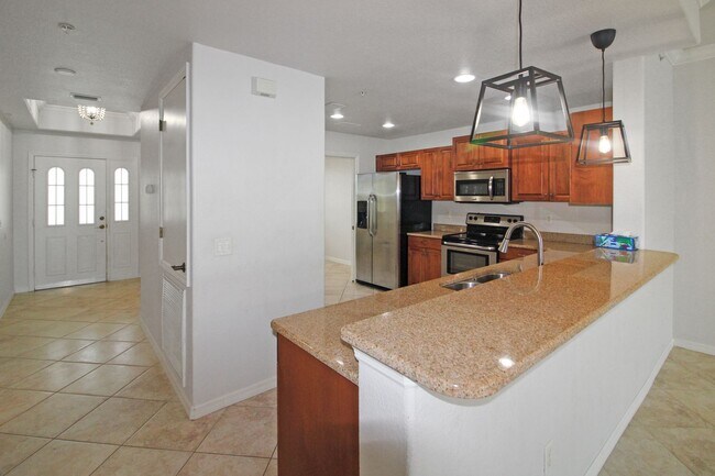 Building Photo - 1000 San Lino Cir