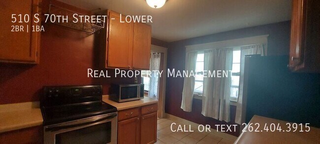 Building Photo - 510 S 70th St