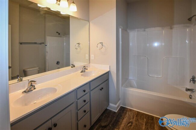Building Photo - 6508 Moon Crest Ln NW