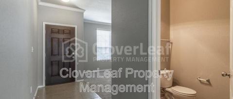Building Photo - 1434 Kedros-