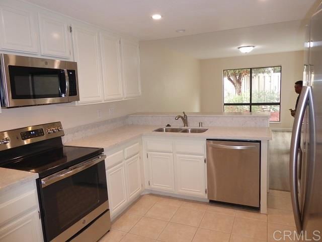 Building Photo - 4705 Birchwood Cir