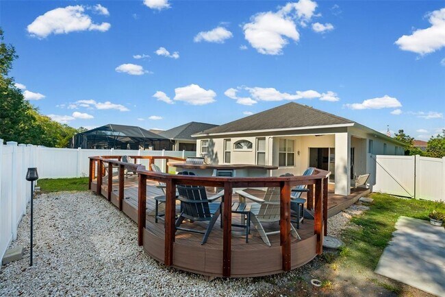 Building Photo - 14330 Tree Swallow Way