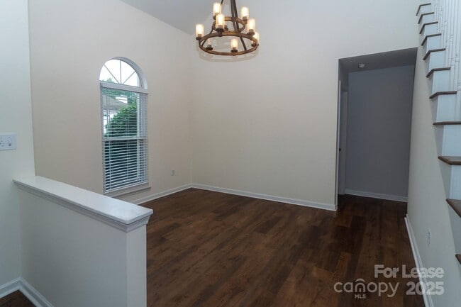 Building Photo - 131 Ashford Hollow Ln