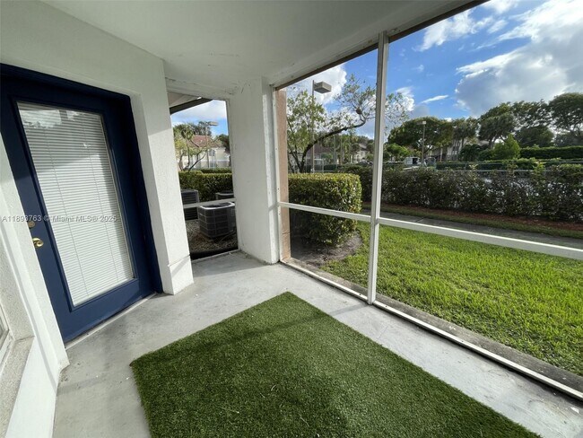 Building Photo - 815 Boynton Beach Blvd