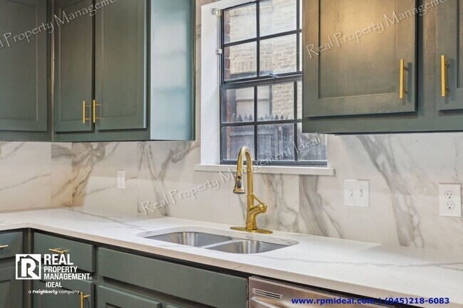 Building Photo - 4111 Herschel Ave