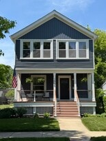Building Photo - 1566 Dewey Ave