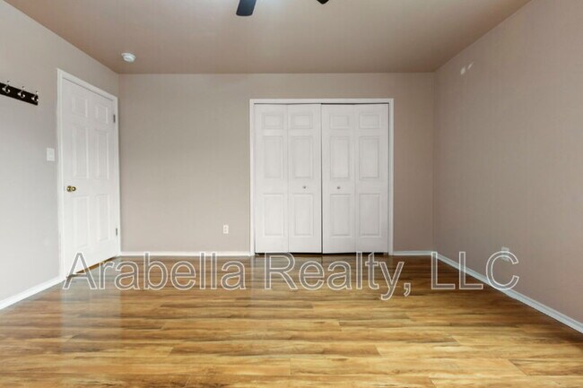 Building Photo - 2832 Berry Trace